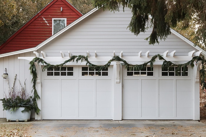 pergola garland