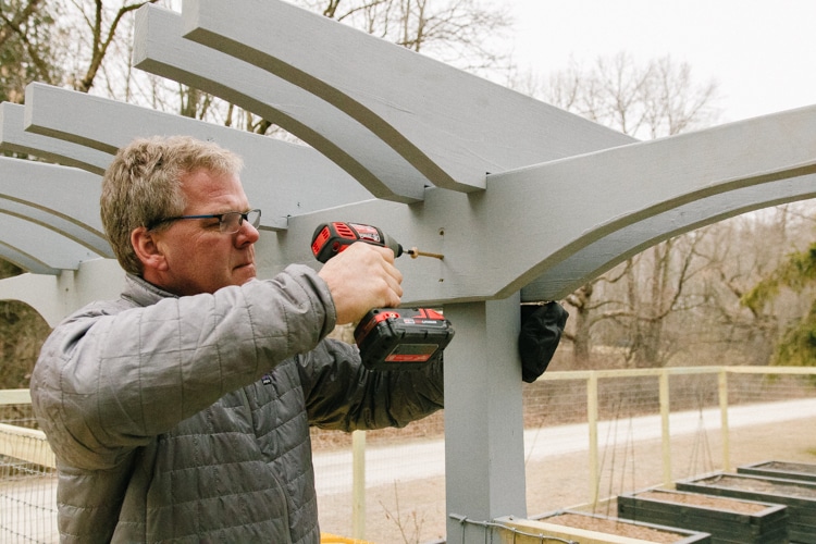 Attach arbor to posts