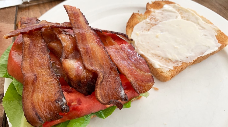 bacon on blt